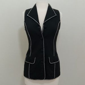 Andrea Jovine Size 8 4 Button Black White Slim Fit Vest Top